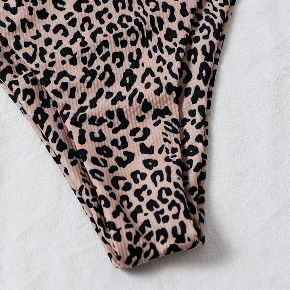 3pcs Leopard Bikini & Sarong Swim Set - Picture 6 of 6